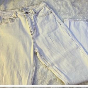 Adika white pants